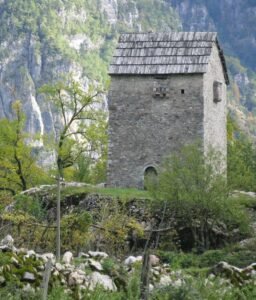 Kulla e ngujimit – pritja e heshtur për drejtësi